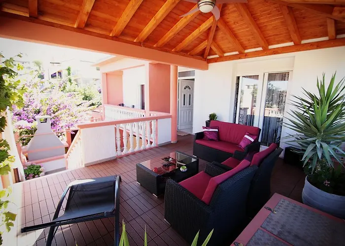 Long Island Luxury Residence, Dugi Otok-private Parking,next To Apartment Sali