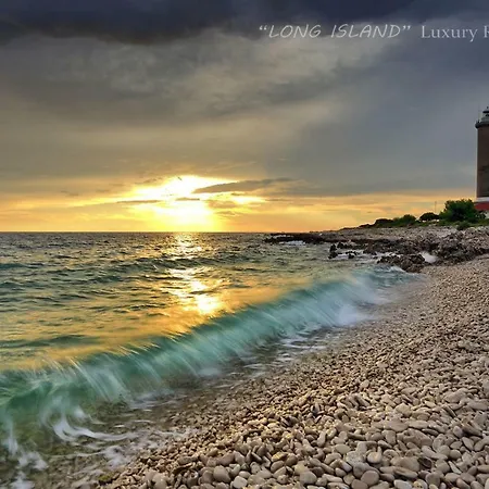 Long Island Luxury Residence, Dugi Otok-private Parking,next To Apartment Sali