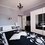 Long Island Luxury Residence, Dugi Otok-private Parking,next To アパート *