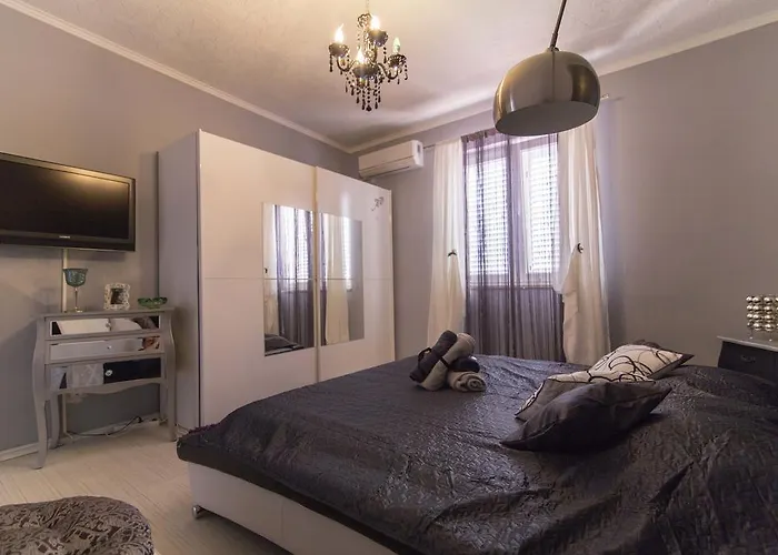 Long Island Luxury Residence, Dugi Otok-private Parking,next To